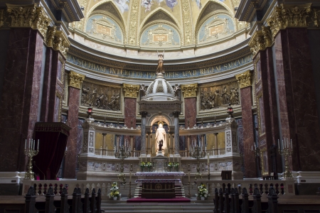 Interior of St. Stephen's Basilica, Budapest, Hungaryのeditorial素材