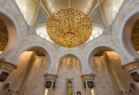ABU DHABI, UAE â October 4, 2014: Sheikh Zayed Grand Mosque Interior, Abu Dhabi, UAEのeditorial素材