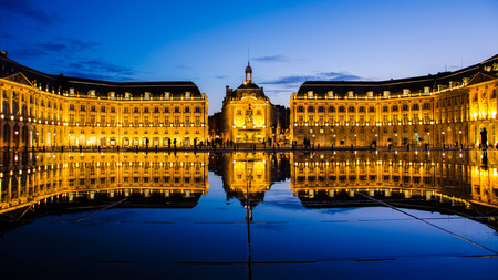 Reflection at blue hour of the Bourse Place in Bordeaux townのeditorial素材