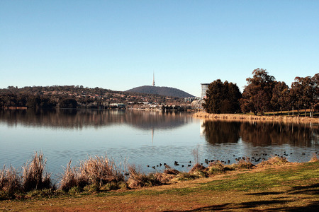 Lake Ginninderra Belconnen Canberra Australiaの写真素材