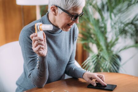 Spirometry. Using Digital Spirometer with Smart Phone App, Testing Lungs