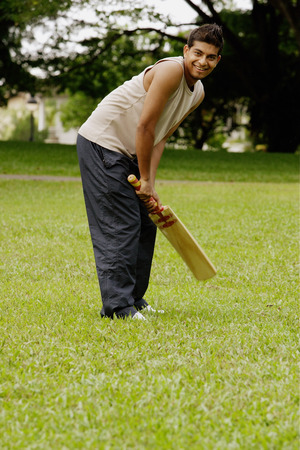 Man holding cricket bat