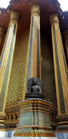 The Buddha in wat phra kaew. Thailandの素材