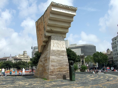 Barcelona, Spain - September 3rd, 2011: Plaza Catalunya in Barcelona, Spain. Monument to Francesc Maciaのeditorial素材