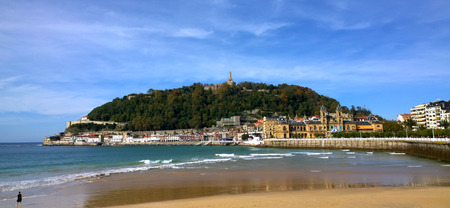 SAN SEBASTIAN, SPAIN - OCTOBER 23: View of La Concha beach in San Sebastian, Spain on October 23, 2015. It is one of the most famous urban beaches in Spain.のeditorial素材