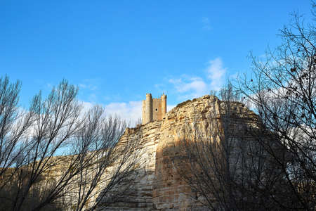 castle in the town of Alcala del Jucar, belonging to the city of Albacete, Spainのeditorial素材