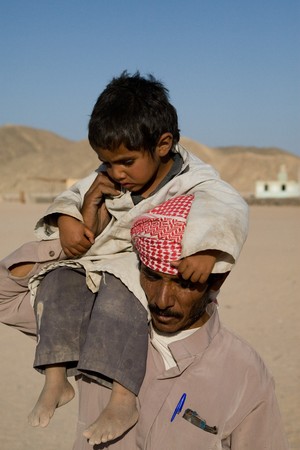 BEDOUIN VILLAGE NEAR HURGHADA, EGYPT - JUNE 2: We take a closer look at people living in a bedouin village near Hurghada, Egypt, in the Sahara Desert, on June 2, 2008.のeditorial素材