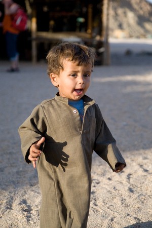 BEDOUIN VILLAGE NEAR HURGHADA, EGYPT - JUNE 2: We take a closer look at people living in a bedouin village near Hurghada, Egypt, in the Sahara Desert, on June 2, 2008.のeditorial素材