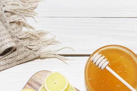Honey and lemon. the natural medicine