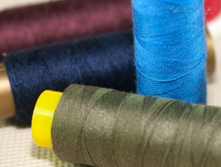 Thread reels