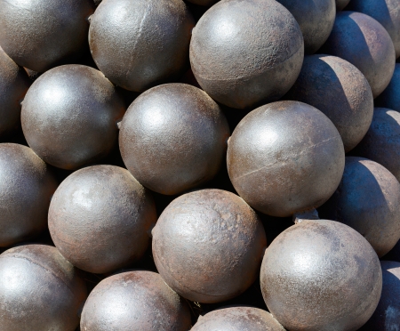 Old cannon-balls