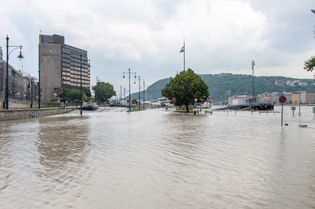 BUDAPEST, HUNGARY - JUNE 29, 2009: The floodwaters are not receding at the overflowed Danube, caused by the Quinton Low.のeditorial素材