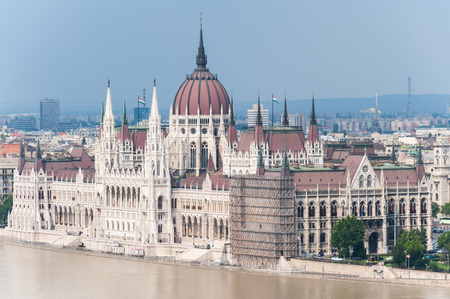 BUDAPEST, HUNGARY - JUNE 29, 2009: The floodwaters are not receding at the overflowed Danube, caused by the Quinton Low.のeditorial素材