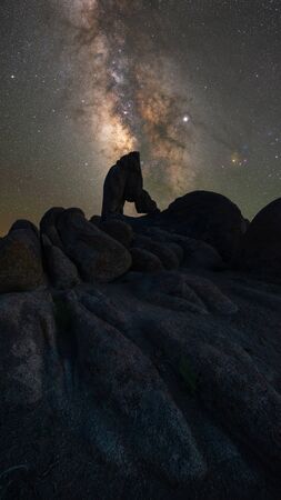 Milky Way Galaxy above Boot Arch Rock in Alabama Hillsの写真素材
