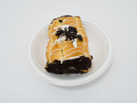 White bread with liquid white sugar and chocolate flavor