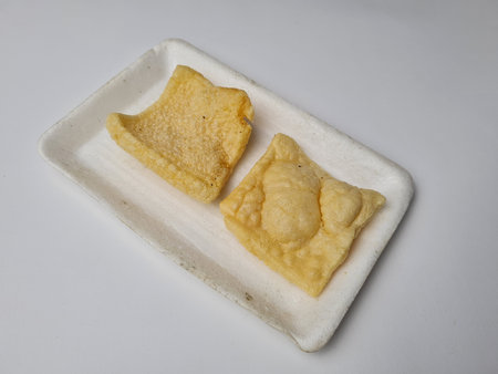 Brown crackers with a savory taste made from flour and other ingredients