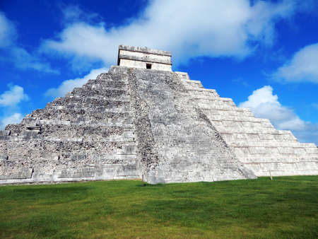 vacation, tourism, travel, weekend, blue, green grass, Mexico, Yucatan, Chichen Itzaのeditorial素材