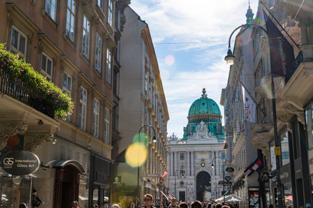 VIENNA, AUSTRIA, September 2018. Tourists walk on Graben street in Viennaのeditorial素材