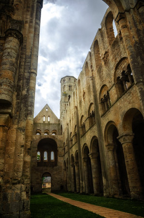 Jumieges Abbey was a Benedictine monastery situated in Normandy, France.のeditorial素材