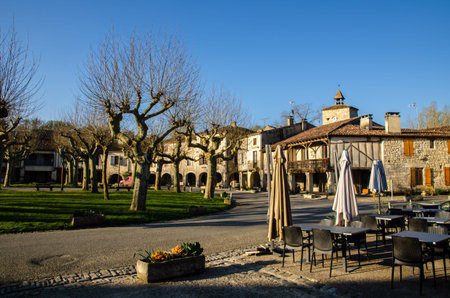 Fources is a round Bastide, and it is classified among the most beautiful villages of France,...