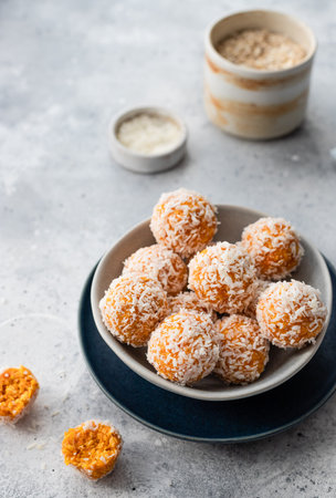 No bake energy balls with dried fruits, nutsの写真素材