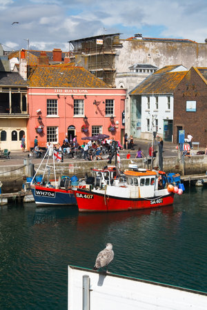 Fishing harbour in Weymouth, Dorset, UK.のeditorial素材