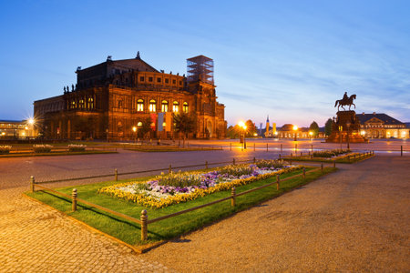 View of the Semperoper theatre in the old town of Dresden, Germany.のeditorial素材