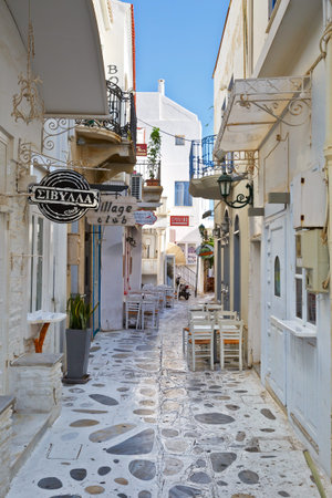 Restaurants and coffee shops in the centre of the old town of Tinos.のeditorial素材