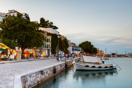 Evening view of the harbour of Skopelos town, Greece.のeditorial素材