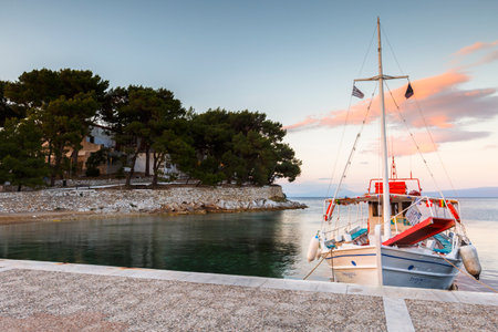 Morning view of the harbour on Skiathos island, Greece.のeditorial素材