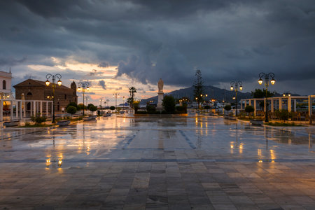 Sunrise over Solomos square in Zakynthos town, Greece.のeditorial素材