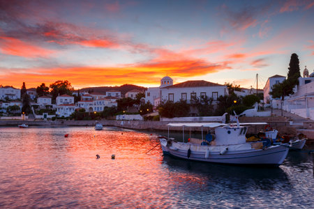 Traditional fishing boats in the harbour of Spetses, Greece.のeditorial素材