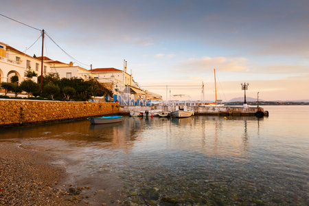 View of the harbour in Spetses, Greece.のeditorial素材