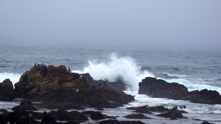 BIG SUR, CALIFORNIA, UNITED STATES - OCT 7, 2014: Huge ocean waves crushing on rocks at Pfeiffer State Park in CA along Highway No 1, USAのeditorial素材