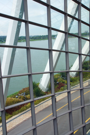 SINGAPORE - JULY 23rd, 2016: Inside of the Flower Dome - Garden by the Bayのeditorial素材