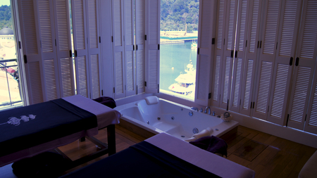 PULAU LANGKAWI, MALAYSIA - APR 4th 2015: Massage room with massage table and productsのeditorial素材