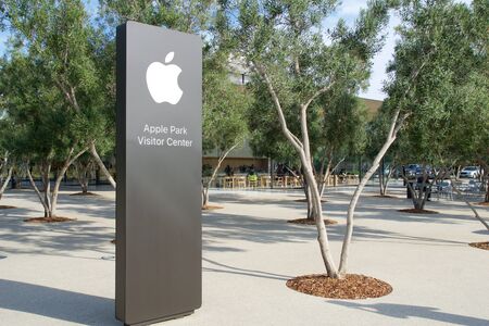 CUPERTINO, CALIFORNIA, UNITED STATES - NOV 26th, 2018: Apple sign of the new Apple Headquarters and Apple Park Visitor Center in Tantau Avenue of Cupertino, Silicon Valleyのeditorial素材