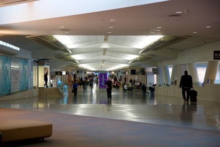 SAN FRANCISCO, CALIFORNIA, UNITED STATES - NOV 27th, 2018: Inside terminal building of San Francisco International Airport SFO . SFO is the main airport in San Franciscoのeditorial素材