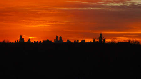 CHICAGO, ILLINOIS, UNITED STATES - DEC 11, 2015: Chicago skyline during sunriseのeditorial素材