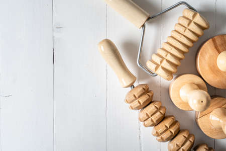 Wood massage maderotherapy madero therapy wooden rolling pin or battledore tools for anti cellulite...