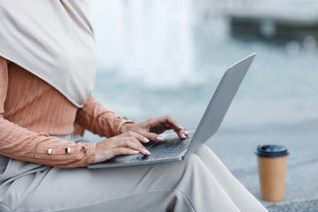 Work in city, freelance, independent contractor, digital nomad, remote job