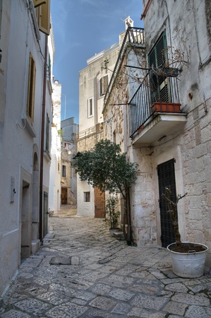 Alleyway. Conversano. Apulia.の写真素材