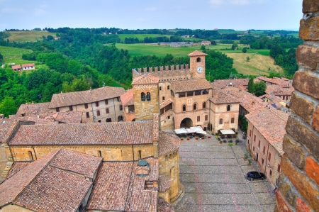 Panoramic view of Castellarquato  Emilia-Romagna  Italy のeditorial素材