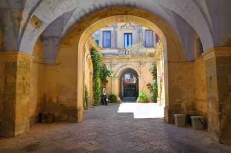 Alleyway  Poggiardo  Puglia  Italy のeditorial素材