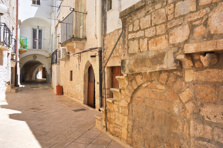 Alleyway. Turi. Puglia. Italy.の写真素材