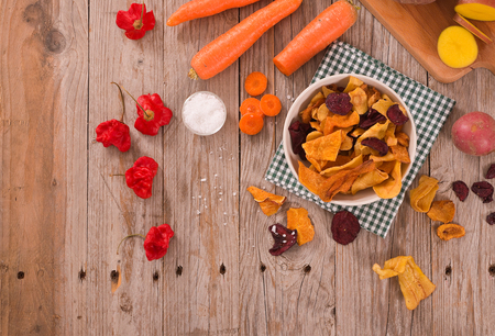 Mixed vegetable crisps.の写真素材