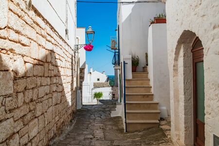 Alleyway. Ceglie messapica. Puglia. Italy.の写真素材