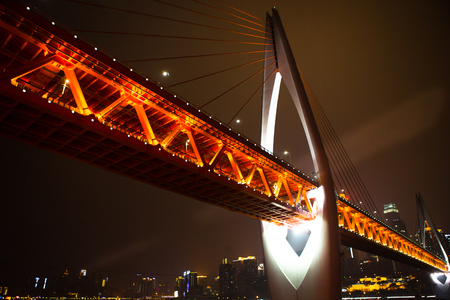 Chongqing qiansimen Bridgeのeditorial素材
