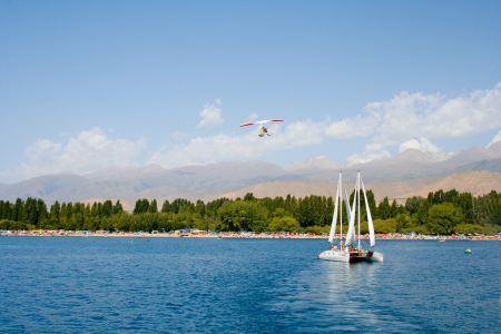 View of the coast of the Issyk-Kul with The sides of the waterのeditorial素材