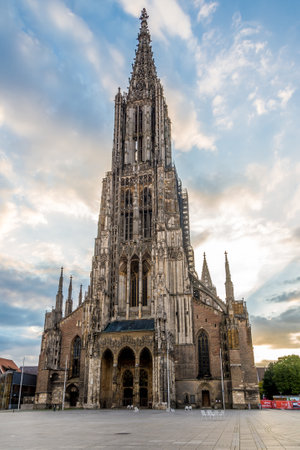 ULM, GERMANY - AUGUST 22,2014 - Ulm Minster. Ulm is a city in the federal German state of Baden-W?rttemberg, situated on the River Danube.のeditorial素材